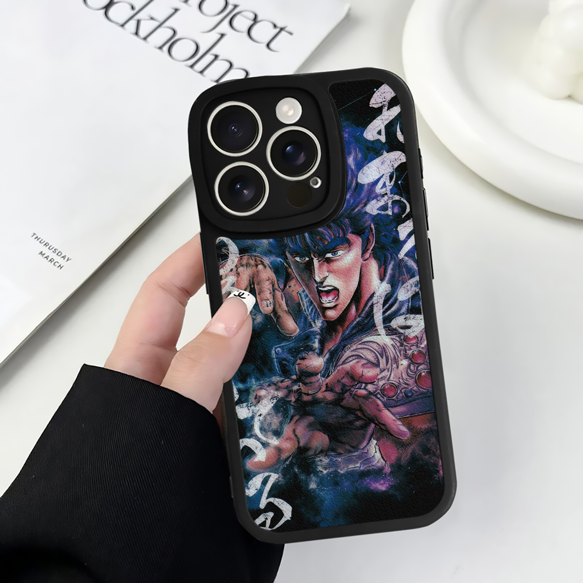 （画像用） 北斗の拳 Fist of the North Star 【iPhone 16シリーズ対応】シリコンスマホケース（レザー調） 材質：シリコン